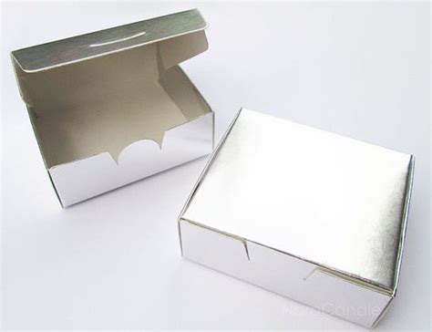 metallic silver box substrate offset uv|Color.